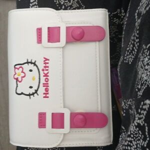 Hello kitty purse